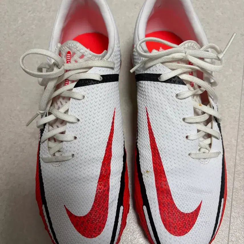 [BUNJANG] Nike Phantom GT2 Pro TF 255 Futsal Cleats / 풋살화 나이키 팬텀gt2 프로 tf 255 판매