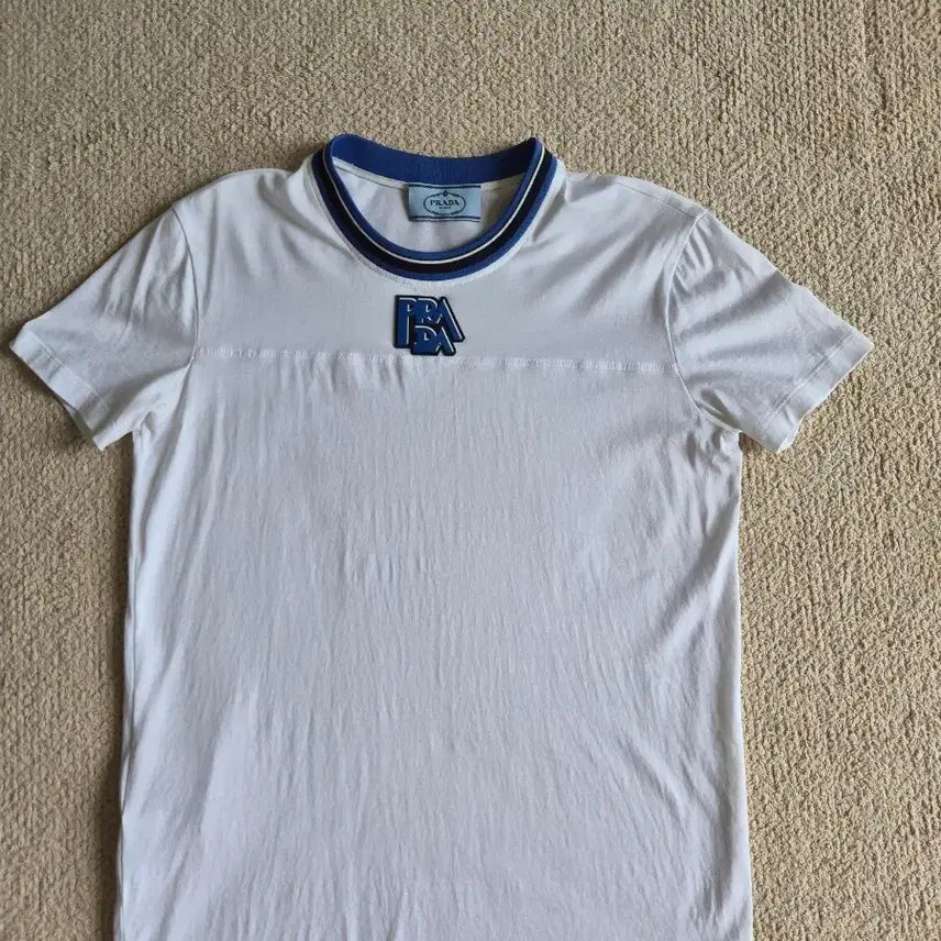 [BUNJANG] Prada Logo T-Shirt / 프라다 로고 티셔츠