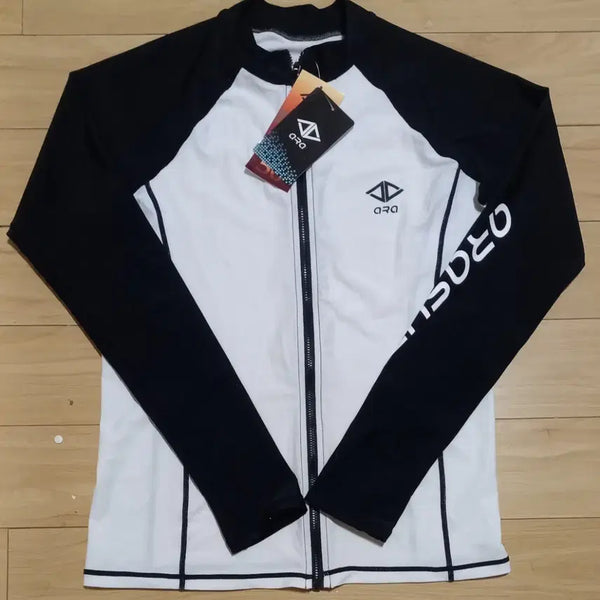 [BUNJANG] Women's Rash Guard Top + Bottom Set Size 55 / 여성 레쉬가드 상의+하의 세트 55사이즈