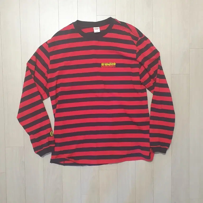 [BUNJANG] Blackout Border Long Sleeve M Red / [M] 블랙아웃 보더 롱슬리브 레드