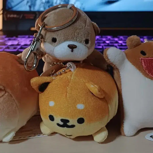 [BUNJANG] Assorted Gashapon, Keychains, and Collectibles Bundle / 안아줘요 외 작은 인형 키링 및 잡다한 가샤퐁 일괄 처분