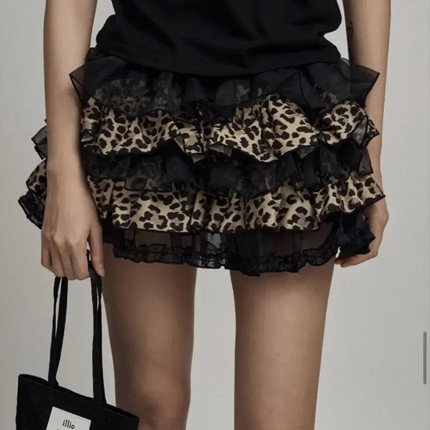 [BUNJANG] illio Leopard Tutu Shorts / (새상품) [illio 일리오] 레오파드 튜튜 쇼츠 LEOPARD TUTU SHORTS