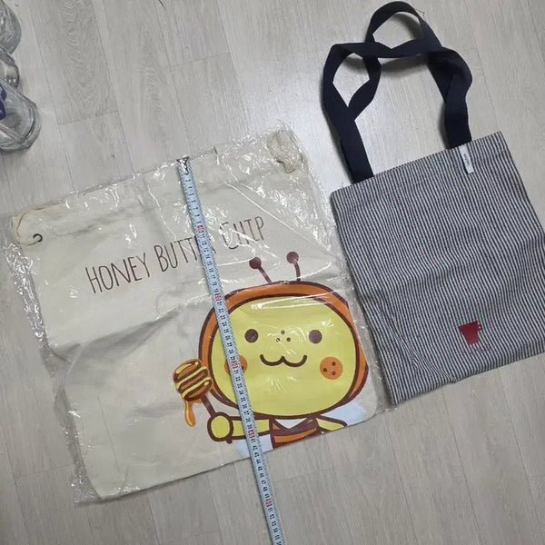 [BUNJANG] Honeybee Character Eco Bag & Stripe Tote Bag Set / 꿀벌 캐릭터 에코백 + 스트라이프 토트백