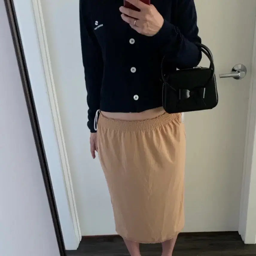 [BUNJANG] SHUSHUTONG Beige Stretch Midi Skirt / SHUSHU/TONG 슈슈통 베이지 스트레치 미디 스커트