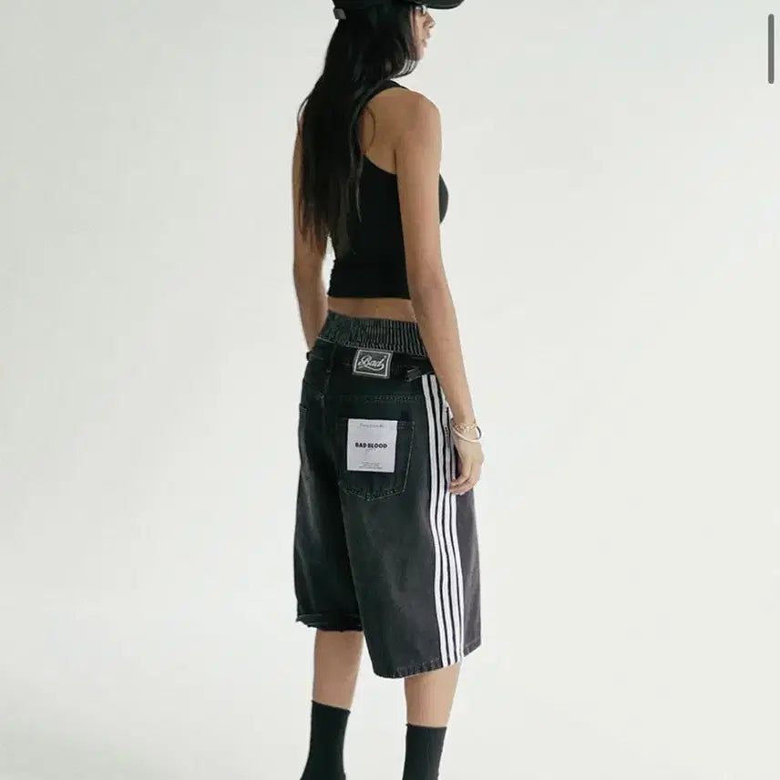 [BUNJANG] BELLY Track Bermuda Baggy Fit Jeans - Black / 빌리 트랙 버뮤다 진 배기핏 - 블랙