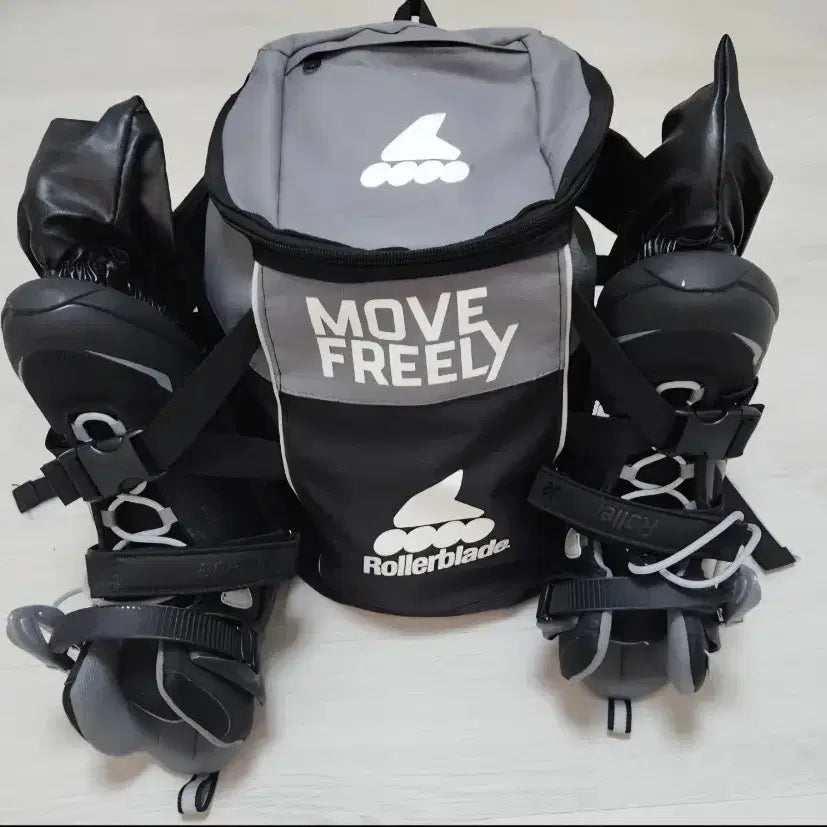 [BUNJANG] Rollerblade Zetrablade 260mm Full Set with Bag, Helmet, and Guards / (인라인)롤러블레이드 제트라블레이드 260mm 풀세트 (가방/헬멧/보호대 포함)