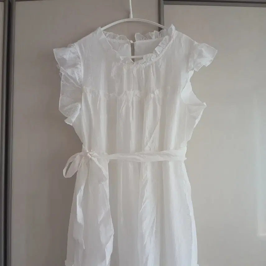 [BUNJANG] LeShop White Frill Detail Dress / 르샵화이트원피스