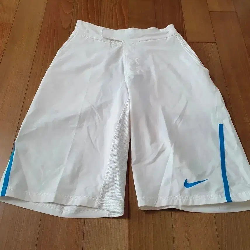 [BUNJANG] Nike 9-Inch Tennis Shorts - Size S / 나이키 9인치 테니스 반바지 S