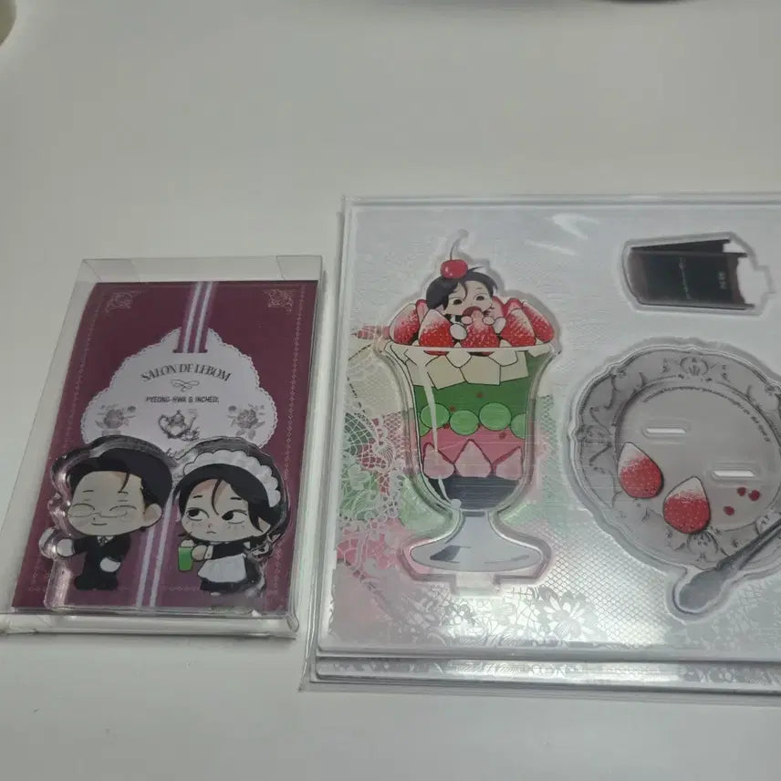 [BUNJANG] Jewel Peace Le Bom Salon de Bonbon Acrylic Stand + Acrylic Block / [주의평화] 레봄 살롱드르봉 스위츠 아크릴스탠드 +아크릴블록