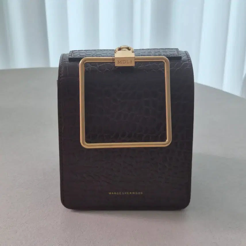 [BUNJANG] Majorswood Handle Pump Bag (Wine Color) / 마지셔우드 핸들펌프백