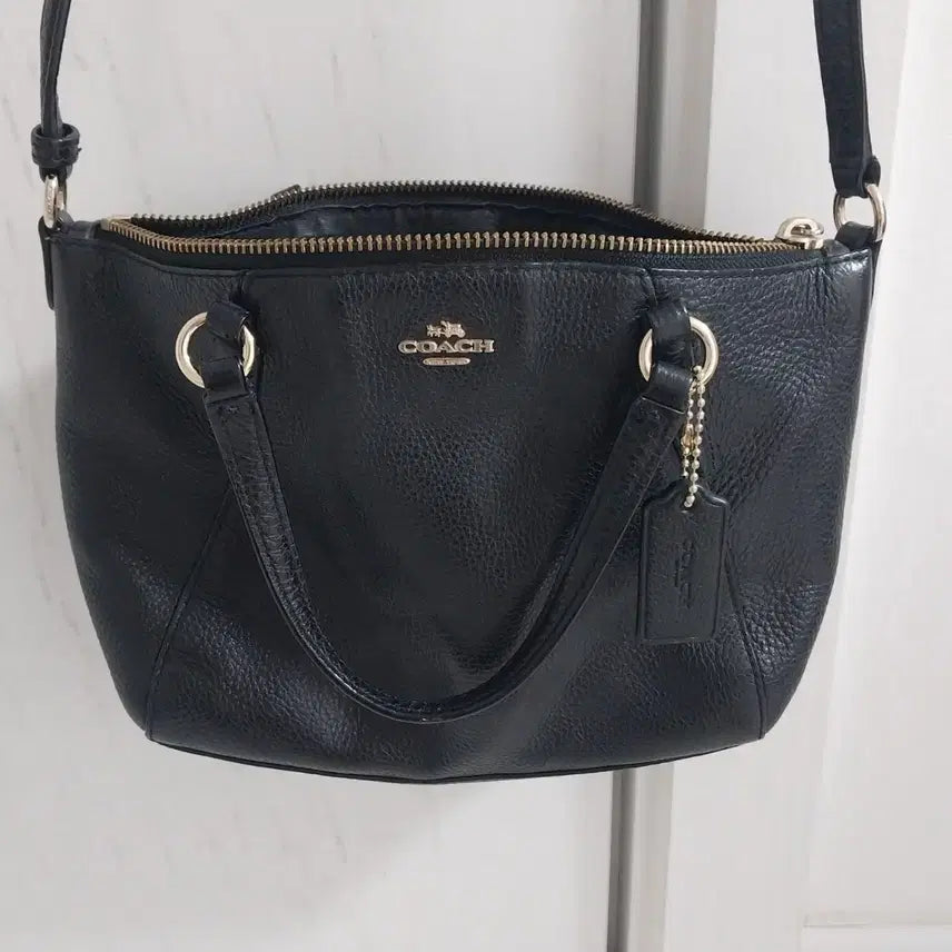 [BUNJANG] Coach Leather Shoulder Bag / 정품  코치 가죽 가방 깨끗
