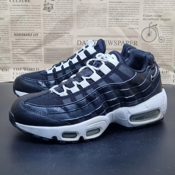 [BUNJANG] Nike Air Max 95 Women's Sneakers (230mm) / 나이키 에어맥스 95 여성운동화230