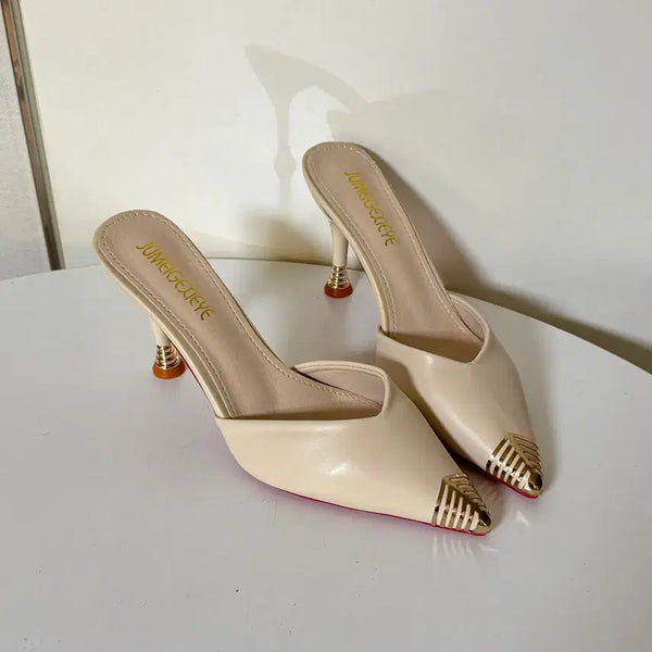 [BUNJANG] Women's 9cm Heel Leather Mule Loafers (Size 240, Light Beige) / @새상품 240사이즈 9cm 연베이지 가죽 금장장식 뮬 블로퍼 구두
