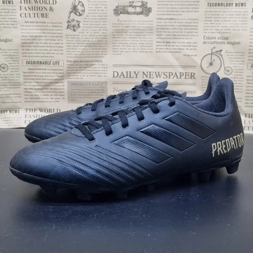 [BUNJANG] Adidas Predator 19.4 FXG Soccer Cleats 270 / 아디다스 프레데터19.4 FXG 축구화 270
