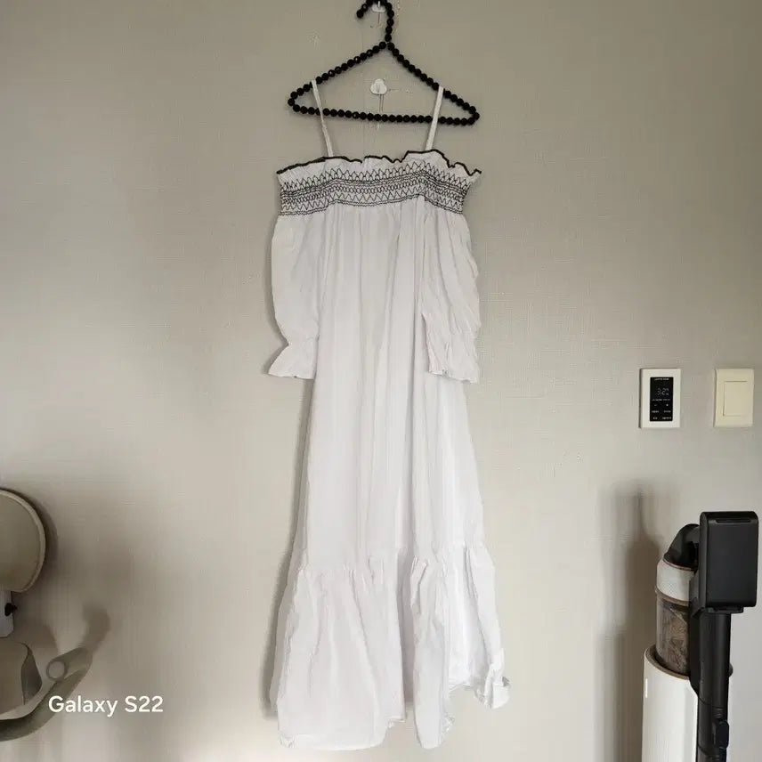 [BUNJANG] Off-Shoulder Long Dress White / 오프숄더 롱 원피스 화이트