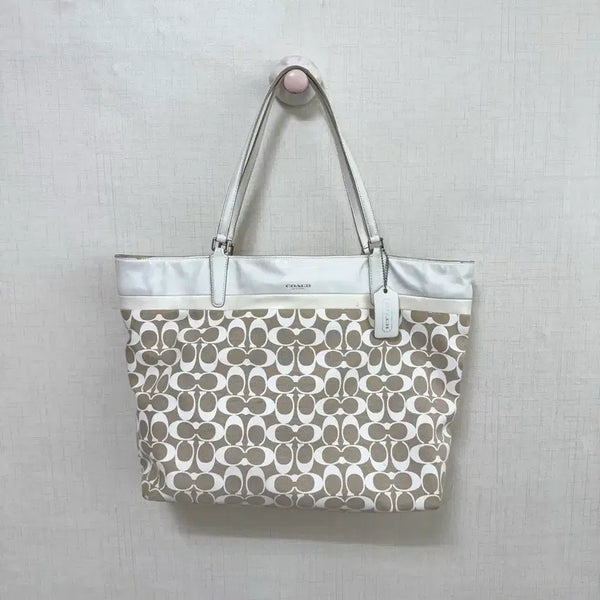 [BUNJANG] Coach Signature White Shoulder Tote Bag / 코치 시그니처 화이트 숄더백 쇼퍼백 아이보리 토트백 빅 가방