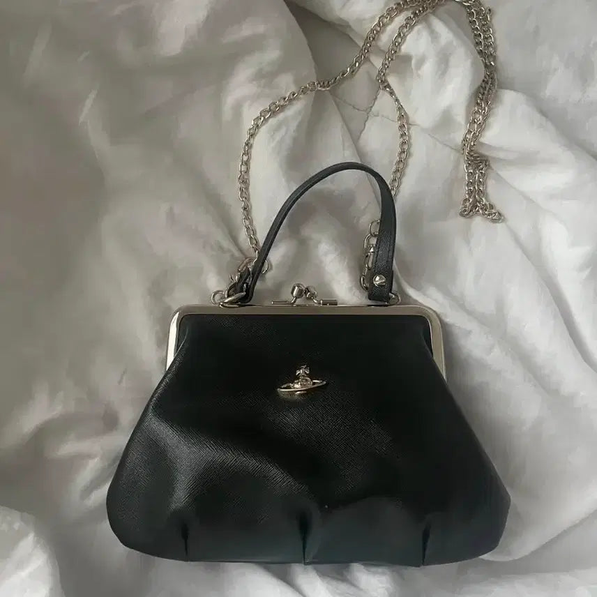 [BUNJANG] Vivienne Westwood Frame Crossbody Bag / 비비안웨스트우드 프래임 크로스백