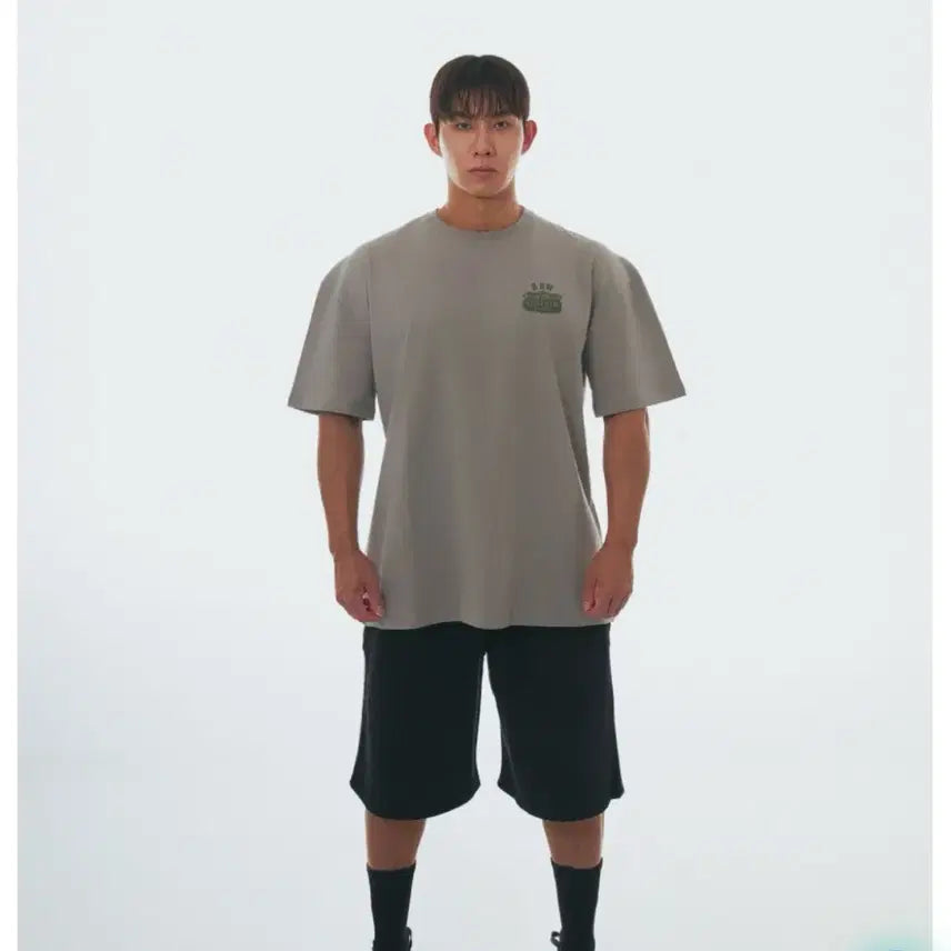 [BUNJANG] Rbw Oversized T-Shirt (Size 100-105) / Rbw 오버핏 반팔(100~105사이즈)