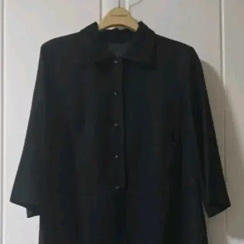 [BUNJANG] Club Monaco Black Collar Half Button Shirt Dress / [클럽모나코 정품] 블랙 칼라 하프 버튼 셔츠 원피스 (상태 최상)