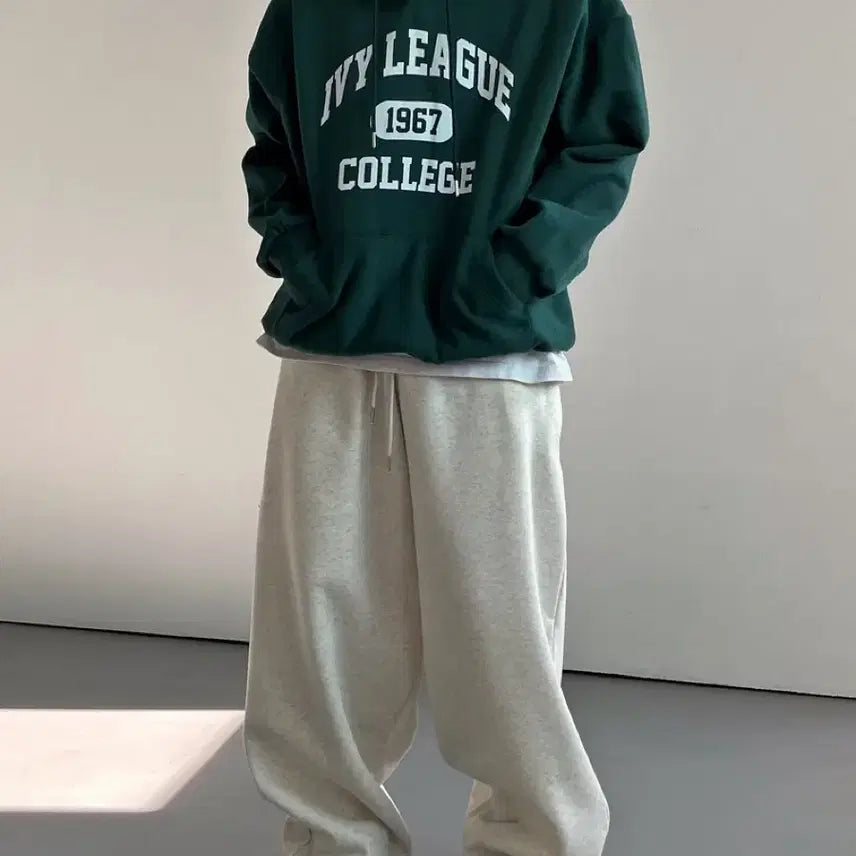 [BUNJANG] Oatmeal Wide Sweatpants with Fleece Lining (Free Size) / (새제품) 기모 와이드 스웻팬츠 오트밀free