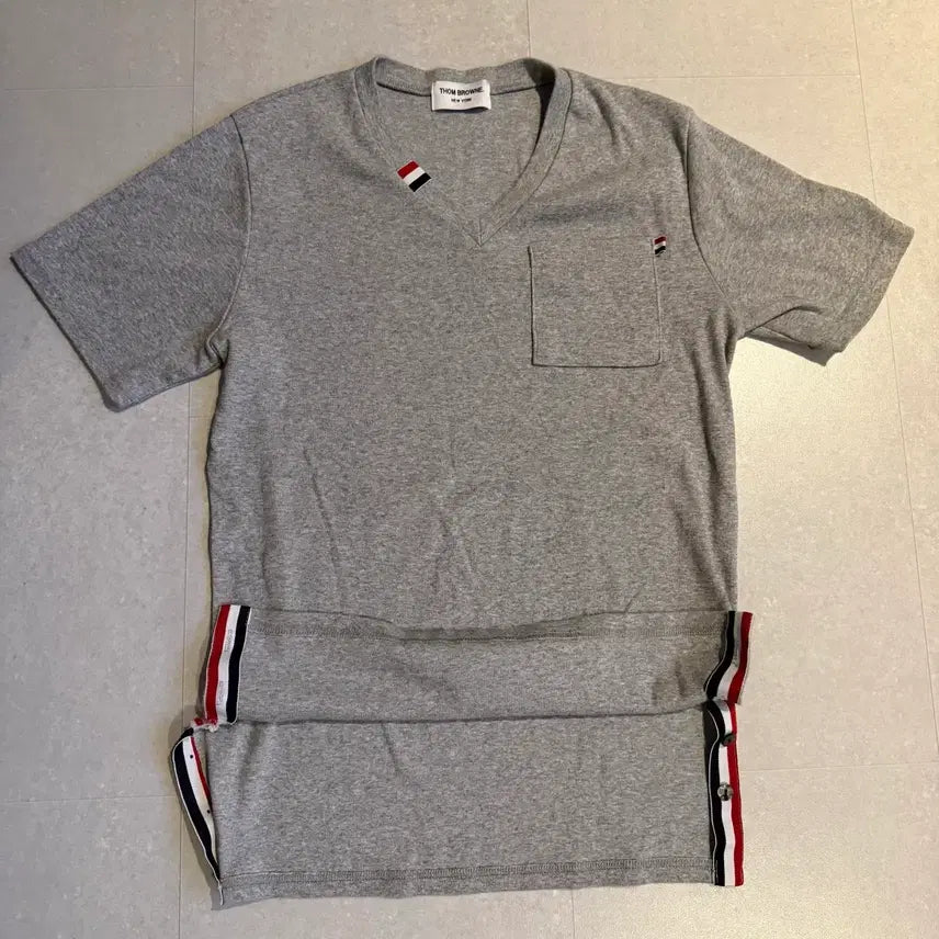 [BUNJANG] Thom Browne Short Sleeve T-Shirt Grey / 톰브라운 반팔 티셔츠 그레이