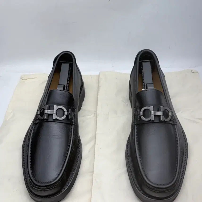 [BUNJANG] Salvatore Ferragamo Leather Loafers / 정품)페라가모 로퍼 구두 255