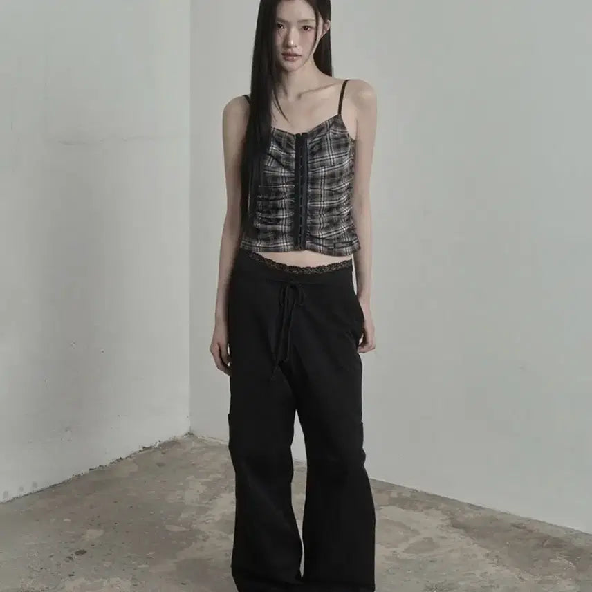 [BUNJANG] INEGI Habibi Check Blouse (Black) / 이네기 Habibi Check Blouse (black)