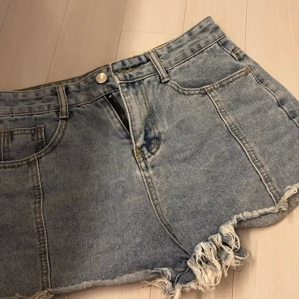 [BUNJANG] Light Blue High-Waisted Denim Shorts / 연청 숏팬츠