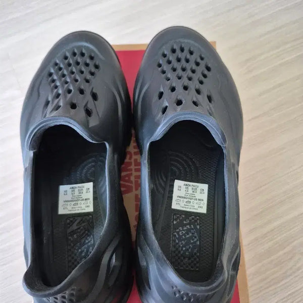 [BUNJANG] Vans Authentic Pk Black 230mm / 반스 아마존 파쿠 블랙 230