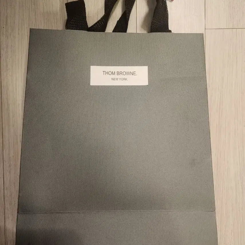 [BUNJANG] Thom Browne Shopping Bag / 톰브라운 정품 쇼핑백 팔아요!