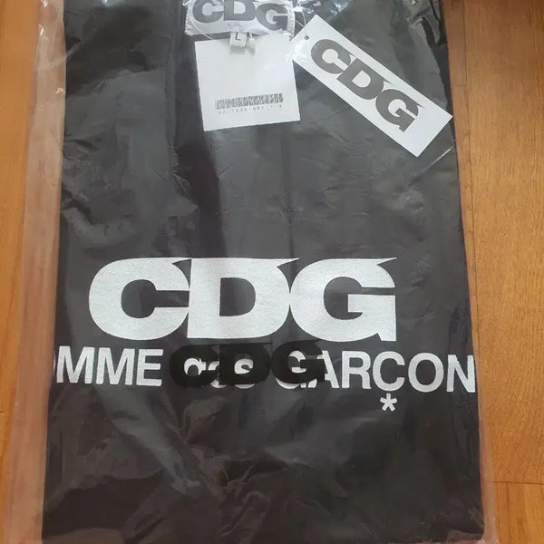 [BUNJANG] Comme des Garçons CDG Logo T-Shirt Black L / CDG(꼼데가르송) 로고 반팔티 블랙 L 사이즈
