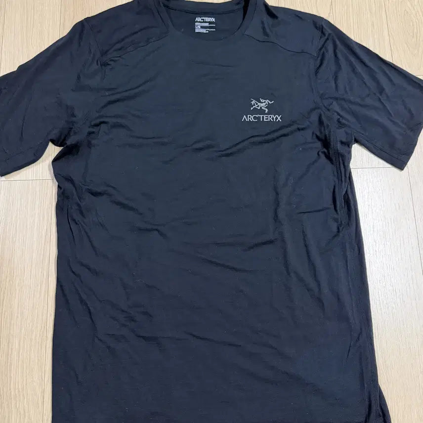 [BUNJANG] Arc'teryx Merino Wool T-Shirt Black L / [아크테릭스] 메리노울 반팔 티셔츠 블랙 L 사이즈