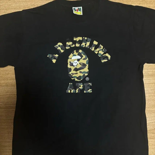 [BUNJANG] BAPE First Camo College T-Shirt Black Yellow L / 베이프 반팔