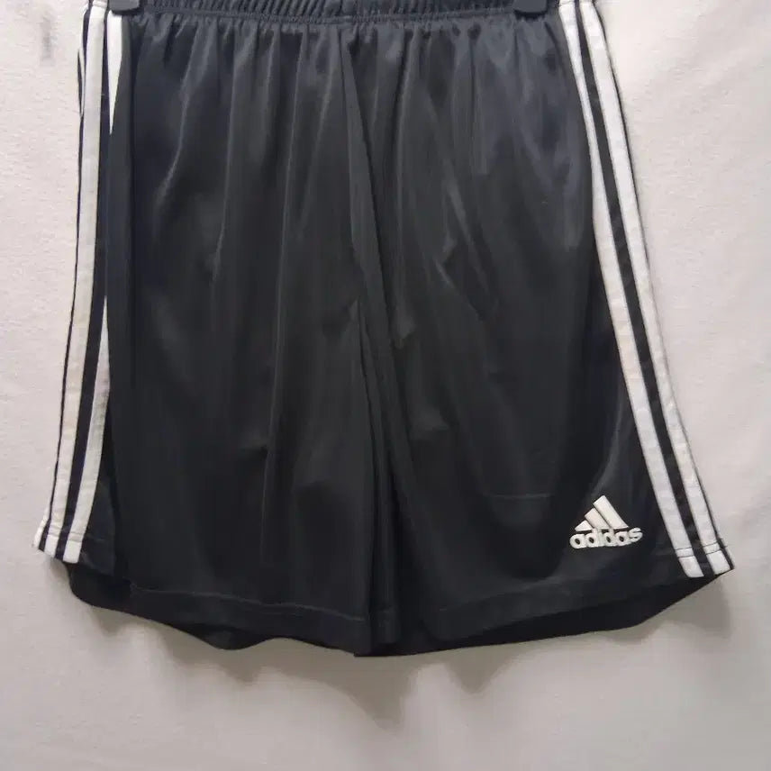 [BUNJANG] Adidas 3-Stripes Training Shorts Black Size 100 / 아디다스 삼선 트레이닝 반바지 블랙 100
