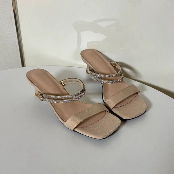 [BUNJANG] Beige Suede Cubic Strap Sandals (220cm, 5cm Heel) / @새상품 220cm 5cm 베이지 스웨이드 큐빅스트랩 샌들
