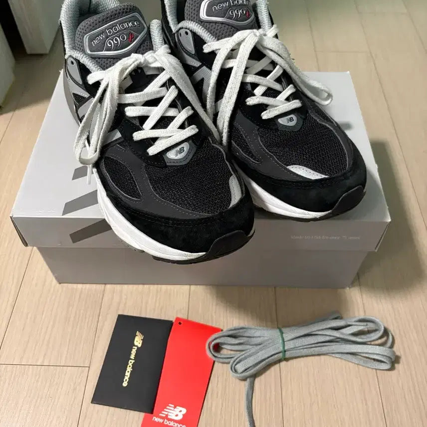[BUNJANG] New Balance 990v6 Black Sneakers / 뉴발란시 990v6(블랙) 270 팝니다.