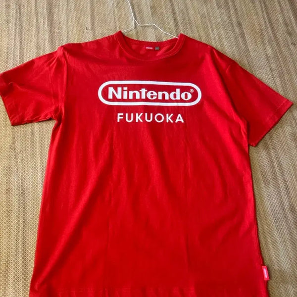 [BUNJANG] Nintendo Fukuoka Official Store Limited Logo T-Shirt (Includes Case) - Size L / [새상품/L] 닌텐도 후쿠오카 오피셜 스토어 한정로고 티셔츠 (케이스포함)