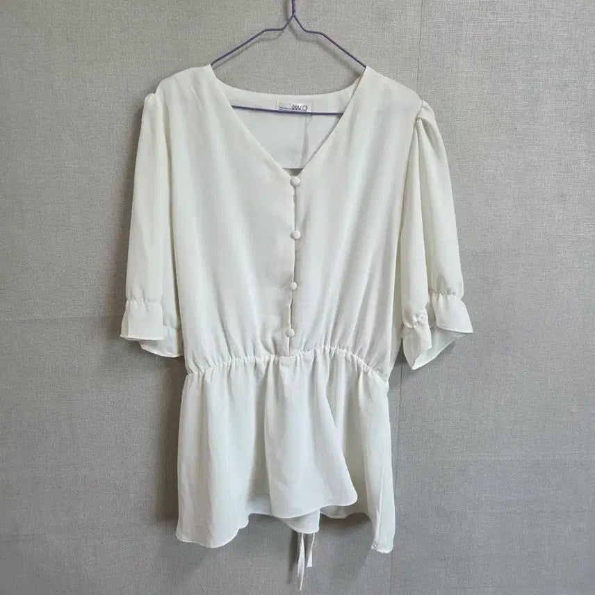 [BUNJANG] RIRI n CO Women's White Short Sleeve Blouse (Size 77-88) / RIRI n CO 여성 반팔 화이트 블라우스 77-88 JJ3121