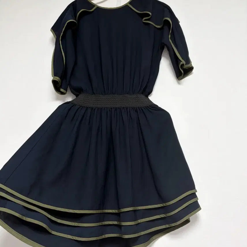 [BUNJANG] Bird by Juicy Couture Frill Midi Dress / 한섬 버드 바이 쥬시 꾸뛰르 프릴 미디 원피스