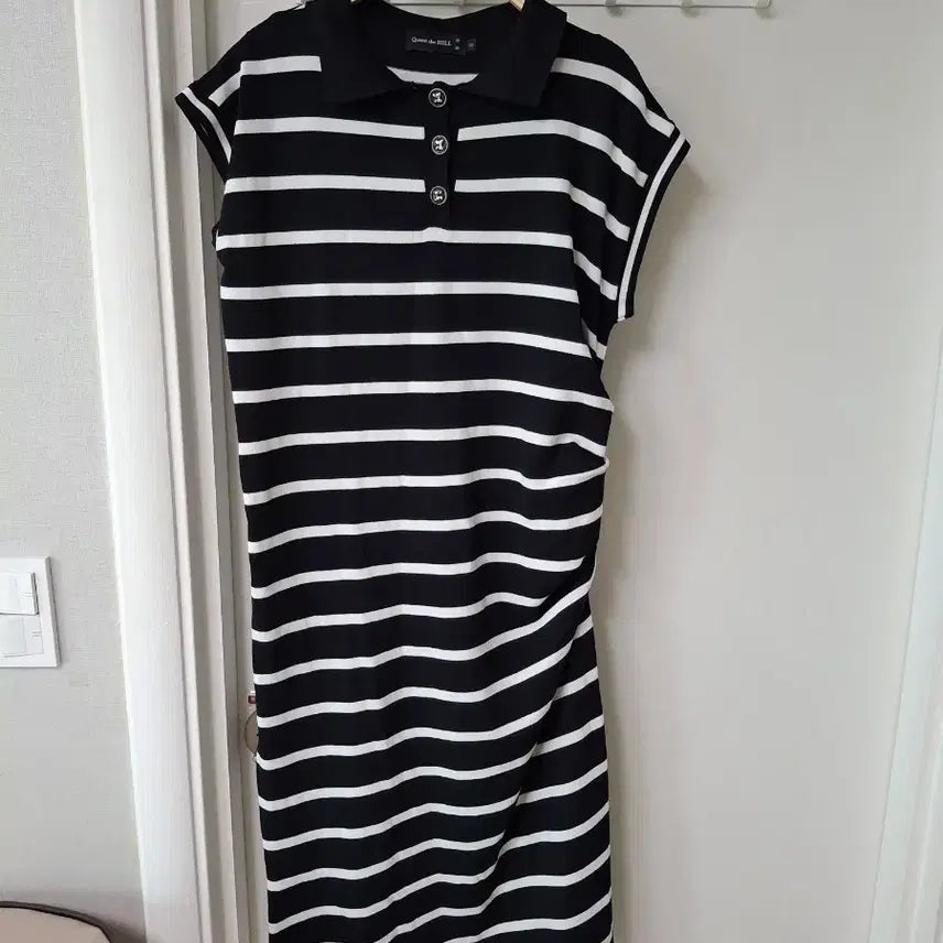 [BUNJANG] Asymmetrical Knit Dress (Size M-L) / 언발니트원피스66~77