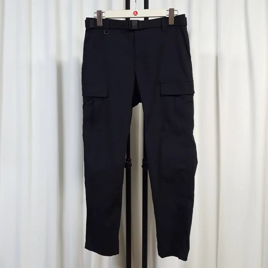 [BUNJANG] Kolon Sport Men's Cargo Pants Black (Size 32) with Belt / 21년 코오롱스포츠 남성 벨트포함 스판 카고바지 블랙 32 오일장