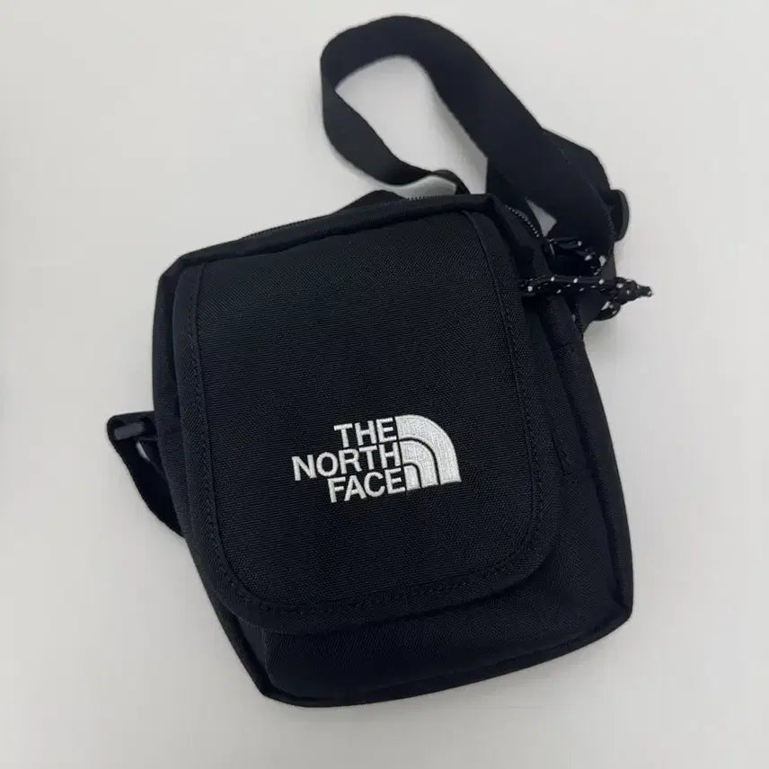 [BUNJANG] The North Face Cross Bag Black / 노스페이스 크로스백 블랙