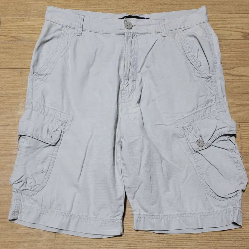 [BUNJANG] Calvin Klein Jeans Cargo Shorts Ivory Cotton Size 32 / 캘빈클라인 진스 카고 반바지 32사이즈