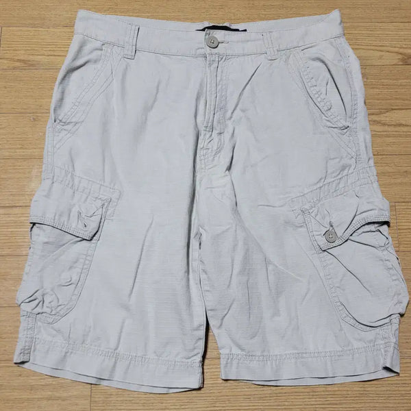 [BUNJANG] Calvin Klein Jeans Cargo Shorts Ivory Cotton Size 32 / 캘빈클라인 진스 카고 반바지 32사이즈