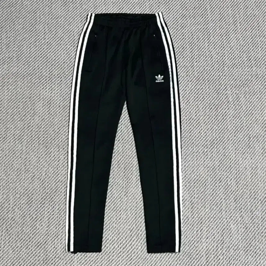 [BUNJANG] Adidas Superstar Slim Fit Training Pants (Men's/Women's M) / [M] adidas 아디다스 슈퍼스타 슬림핏 트레이닝 팬츠