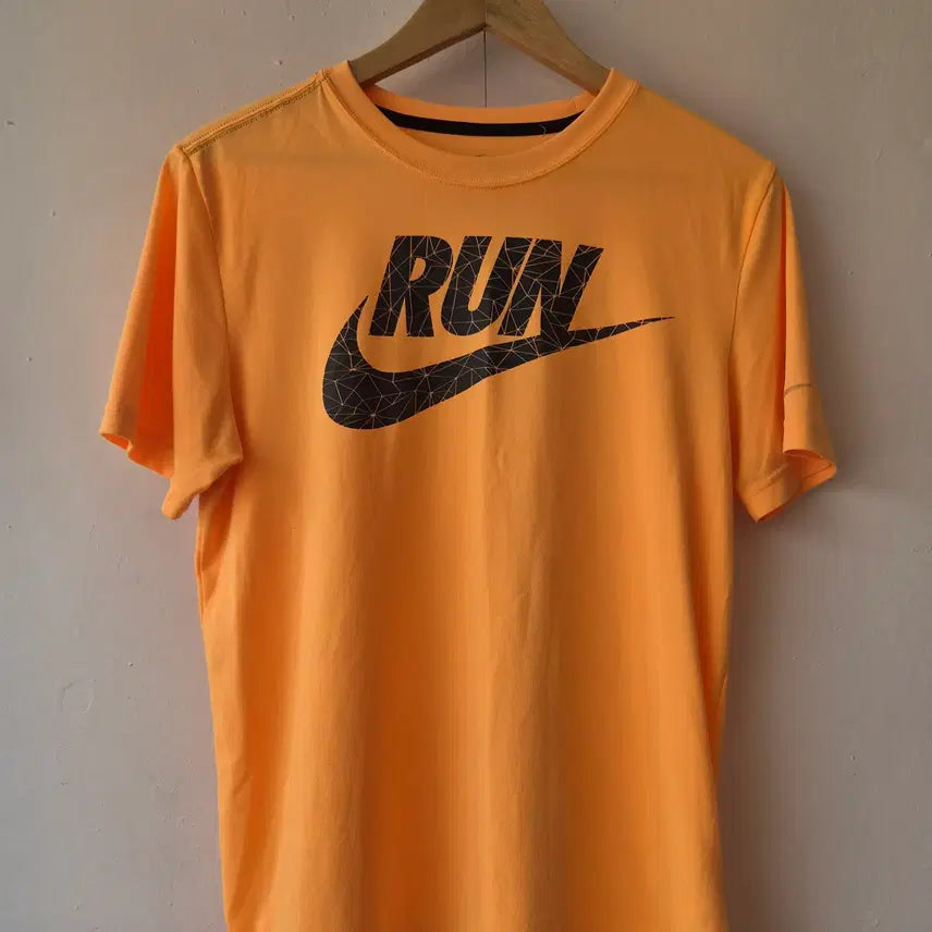 [BUNJANG] Nike Men's Running Round Short-Sleeve T-Shirt Orange Size 95 / 나이키 남성 러닝라운드 반팔티셔츠 95사이즈