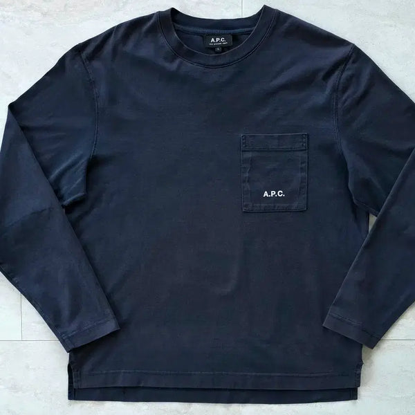 [BUNJANG] A.P.C. Pocket Logo Long Sleeve T-Shirt (Charcoal) / [정품] A.P.C. 아페쎄 포켓 로고 긴팔 티셔츠 (105 / 차콜)