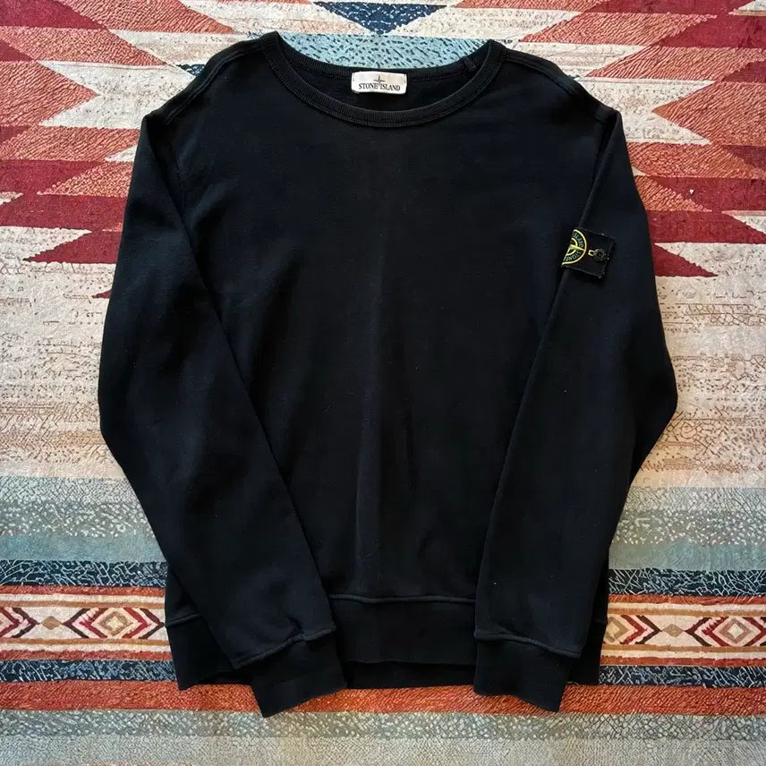 [BUNJANG] Stone Island Patch Sweatshirt Crewneck Black L/100 / 스톤아일랜드 와펜 패치 맨투맨 크루넥 스웨트셔츠 [블랙] L/100