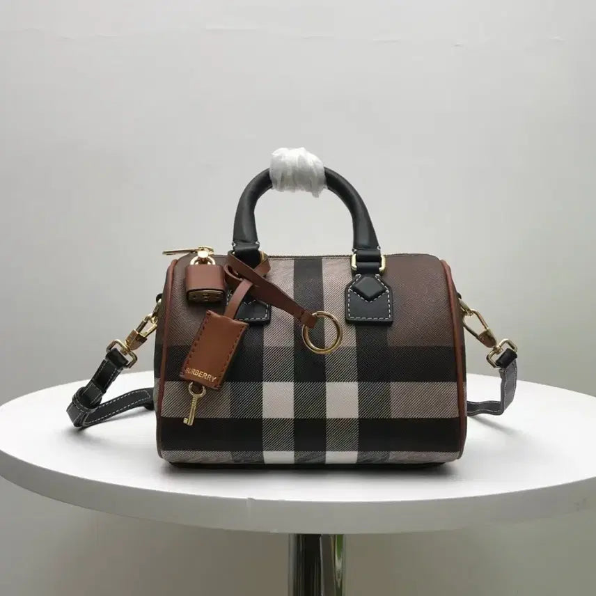 [BUNJANG] Burberry Dark Check Mini Boston Bag / 버버리 다크 체크 미니 보스턴백 핸드 크로스 겸용 데일리 숄더백