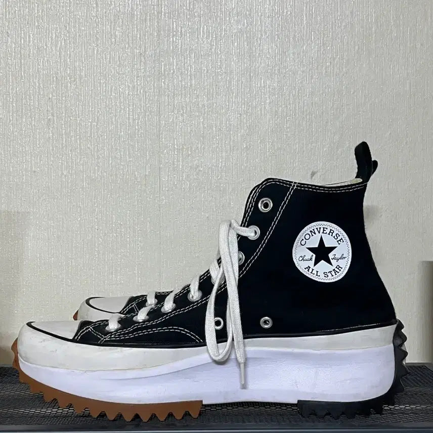 [BUNJANG] Converse Run Star Hike High Black Sneakers 270mm / 컨버스 런스타 하이크 하이 블랙 270mm